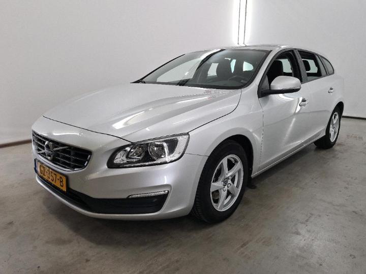 VOLVO V60 2015 yv1fw7481g1297703