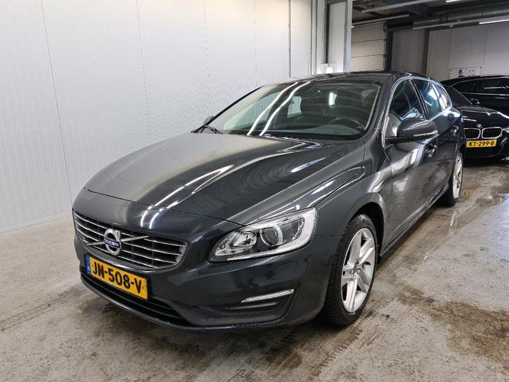 VOLVO V60 2016 yv1fw7481g1324000