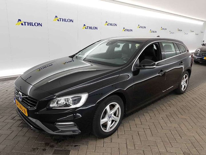 VOLVO V60 2016 yv1fw7481h1331198