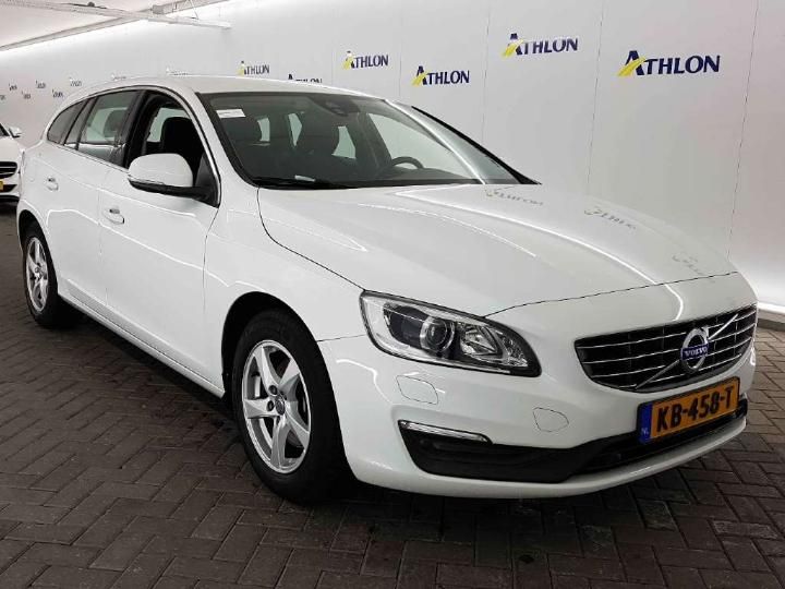 VOLVO V60 2016 yv1fw7481h1339022