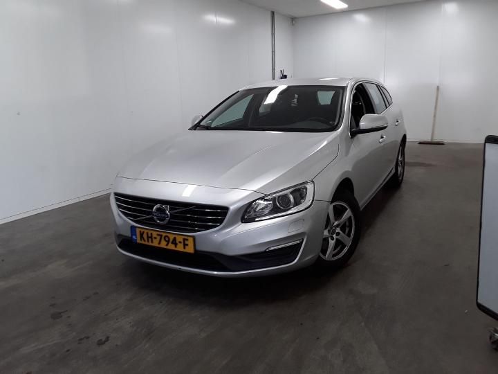 VOLVO V60 2016 yv1fw7481h1339276