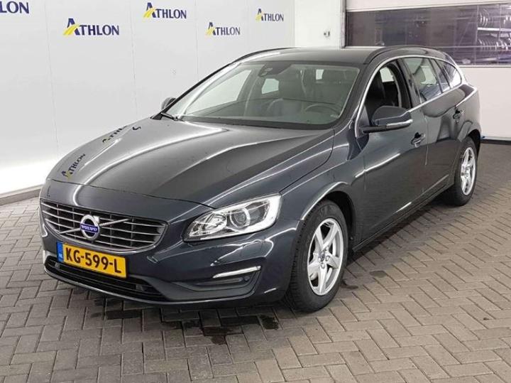 VOLVO V60 2016 yv1fw7481h1339470