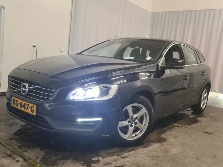 VOLVO V60 2016 yv1fw7481h1339473