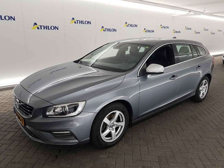 VOLVO V60 2016 yv1fw7481h1343500