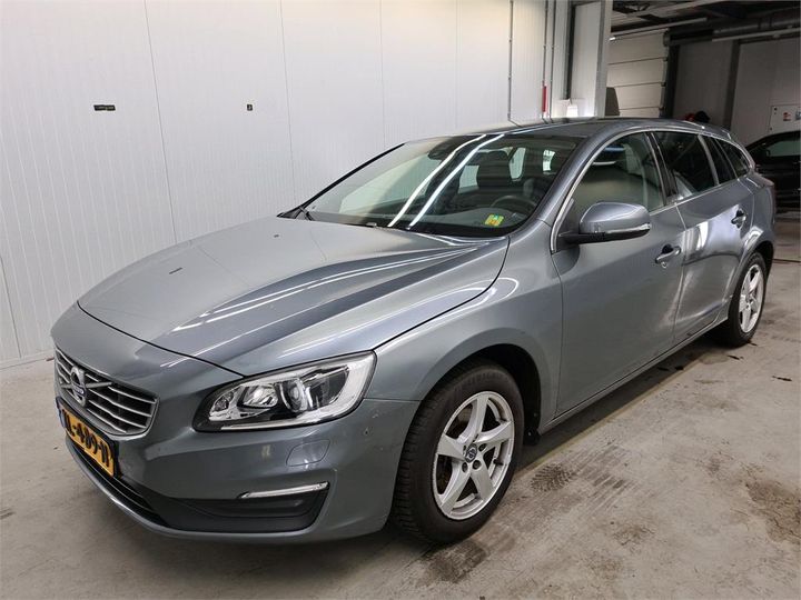 VOLVO V60 2016 yv1fw7481h1344047