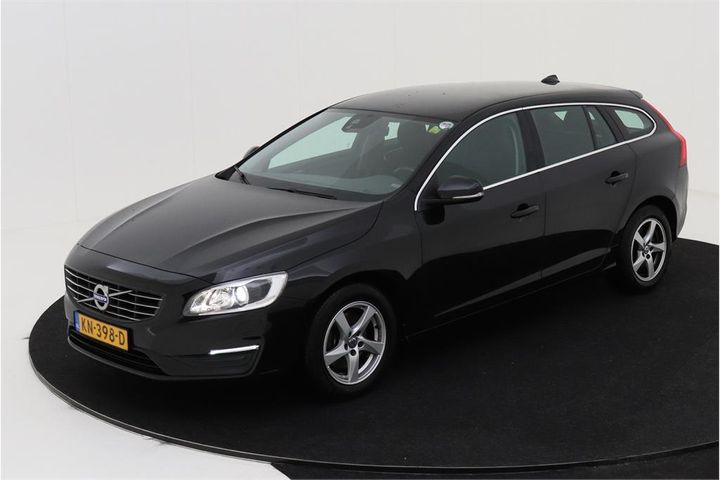 VOLVO V60 2016 yv1fw7481h1344914