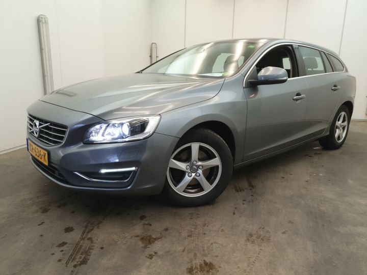 VOLVO V60 2016 yv1fw7481h1348278