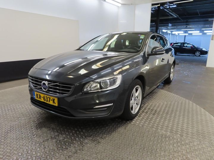 VOLVO V60 2016 yv1fw7481h1348505