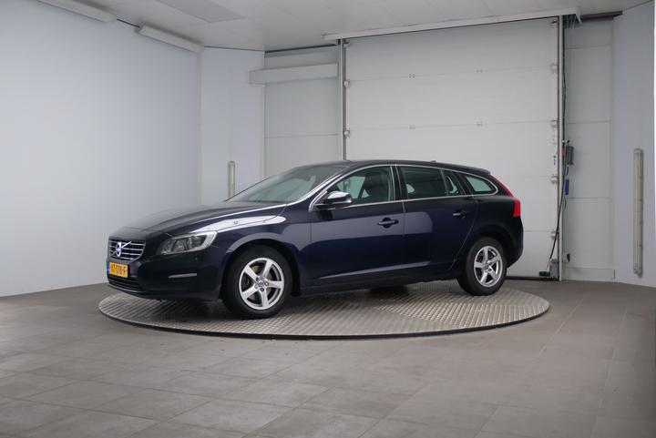 VOLVO V60 2016 yv1fw7481h1353928