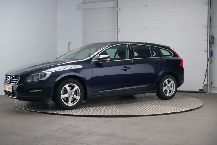 VOLVO V60 2016 yv1fw7481h1354161