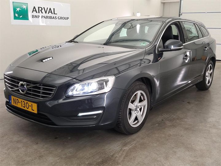 VOLVO V60 2017 yv1fw7481h1355018