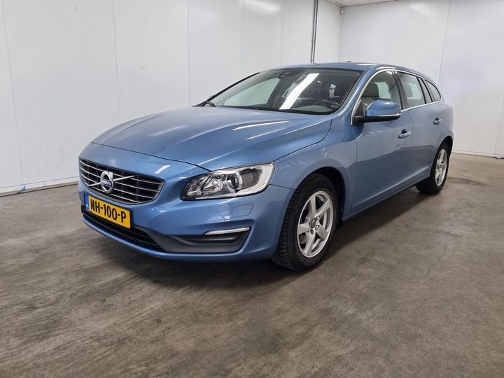 VOLVO V60 2017 yv1fw7481h1360151