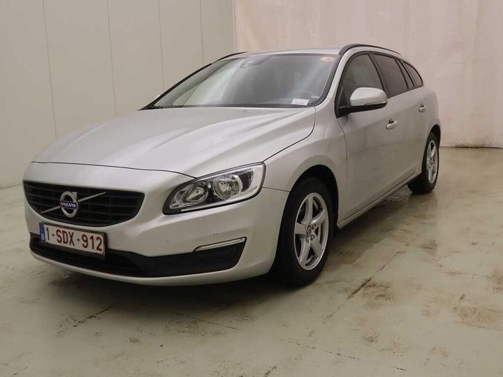 VOLVO V60 2017 yv1fw7481h1368905