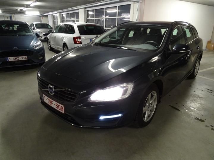 VOLVO V60 ESTATE 2017 yv1fw7481j2381503