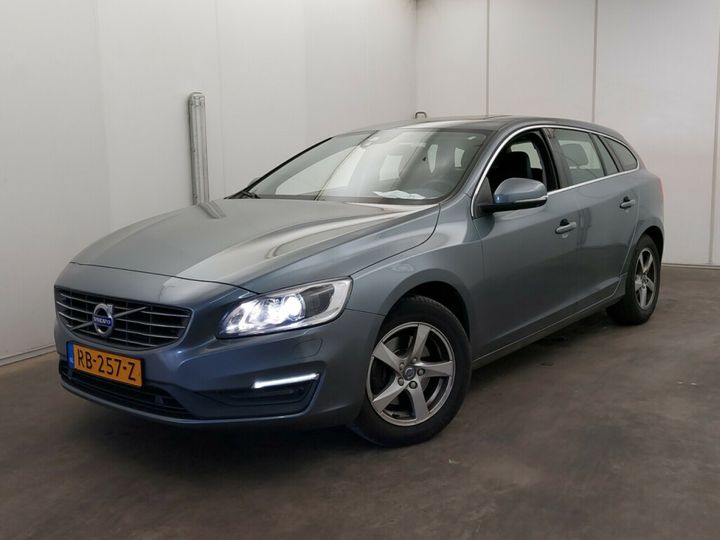 VOLVO V60 2017 yv1fw7481j2385958