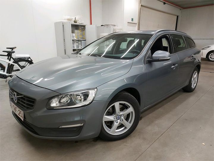 VOLVO V60 2017 yv1fw7481j2386147