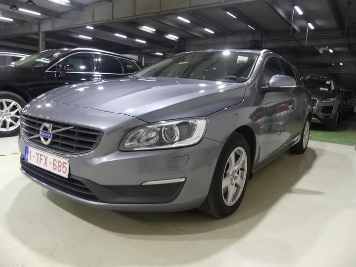 VOLVO V60 2017 yv1fw7481j2386177