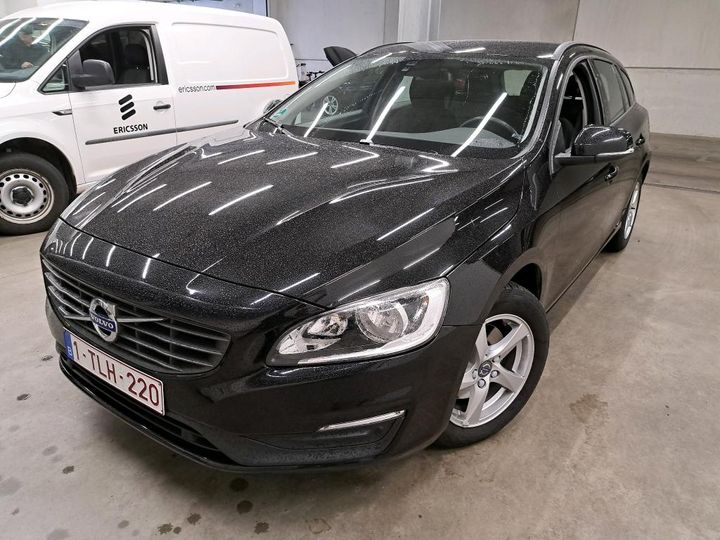 VOLVO V60 2017 yv1fw7481j2389349