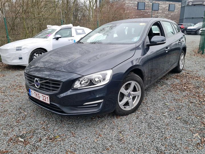 VOLVO V60 2017 yv1fw7481j2389487