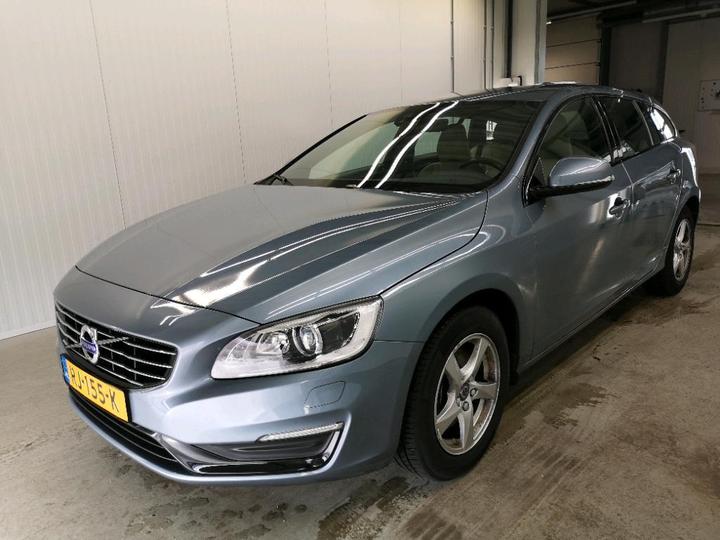 VOLVO V60 2017 yv1fw7481j2389754