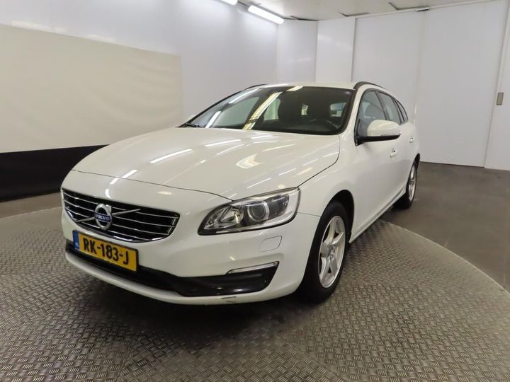 VOLVO V60 2017 yv1fw7481j2390160