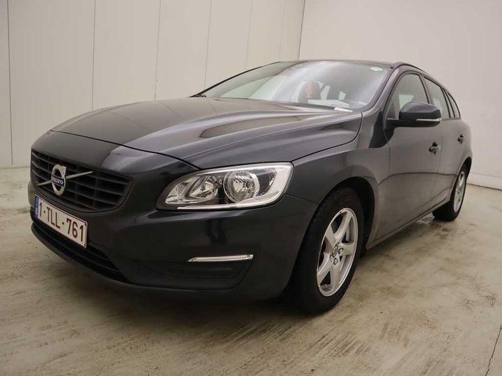 VOLVO V60 2017 yv1fw7481j2390970