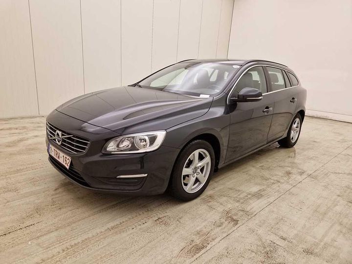 VOLVO V60 2018 yv1fw7481j2395894