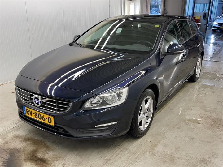 VOLVO V60 2018 yv1fw7481j2396297