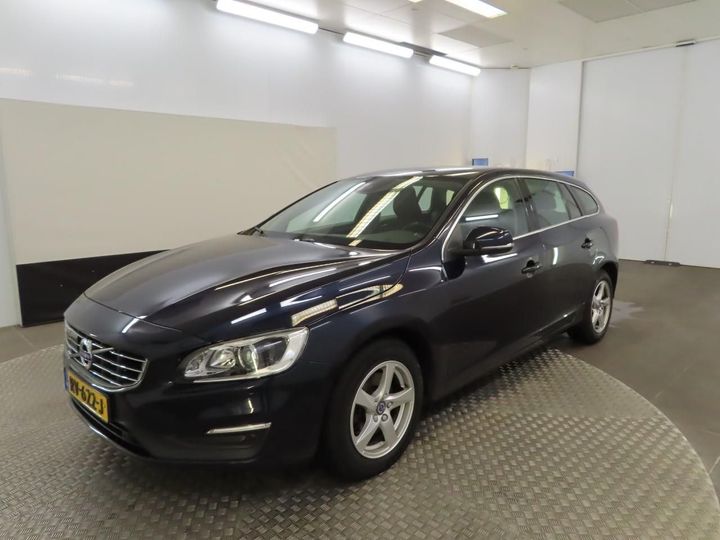 VOLVO V60 2018 yv1fw7481j2397065