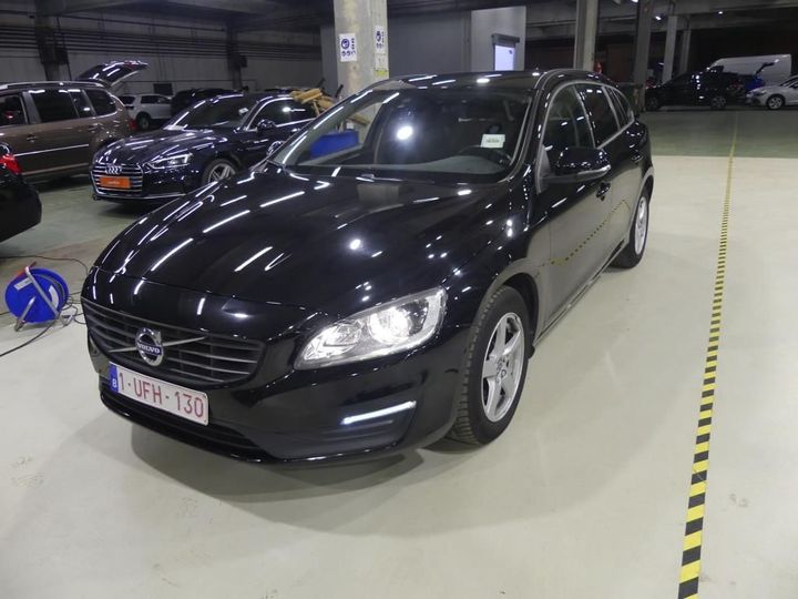 VOLVO V60 2018 yv1fw7481j2400896