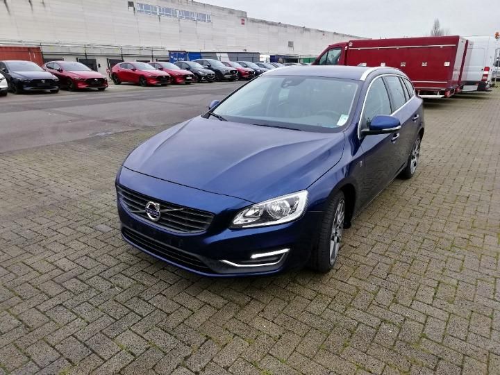 VOLVO V60 ESTATE 2015 yv1fw74c1g1305437