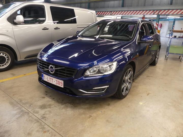 VOLVO V60 2015 yv1fw74c1g1308028