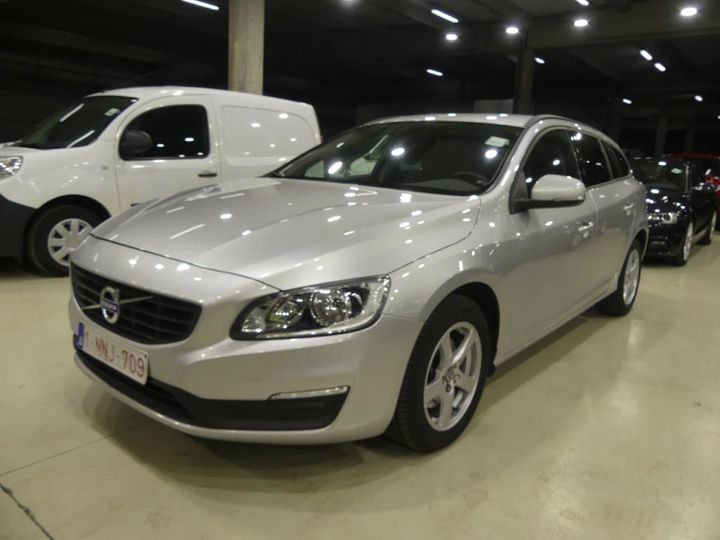 VOLVO V60 2016 yv1fw74c1g1312639