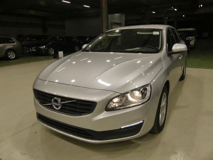 VOLVO V60 2016 yv1fw74c1g1315133