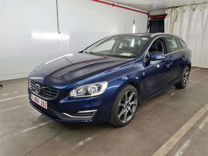 VOLVO V60 2016 yv1fw74c1g1317931