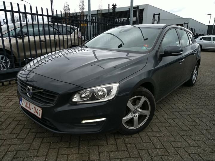 VOLVO V60 2016 yv1fw74c1g1318918