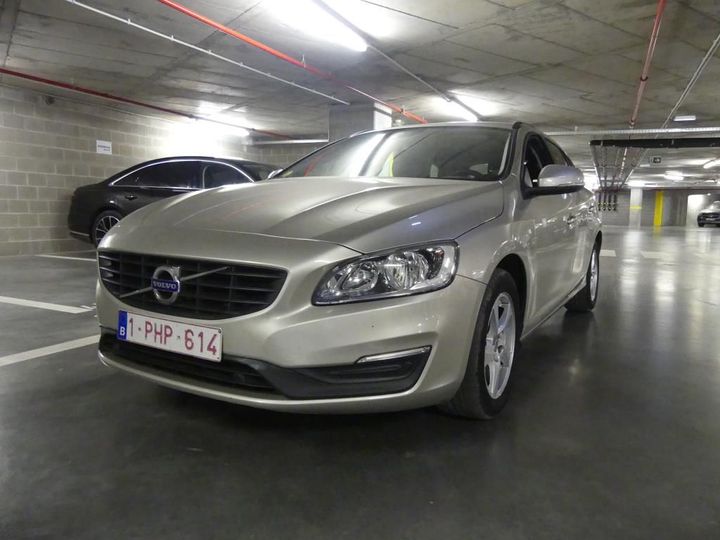 VOLVO V60 2016 yv1fw74c1h1337135