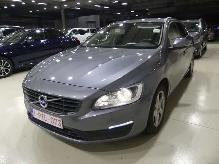 VOLVO V60 2016 yv1fw74c1h1342067