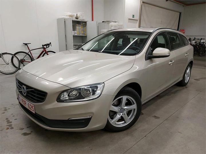 VOLVO V60 2016 yv1fw74c1h1345445