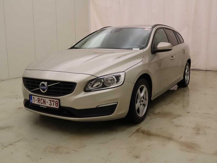 VOLVO V60 2016 yv1fw74c1h1348944