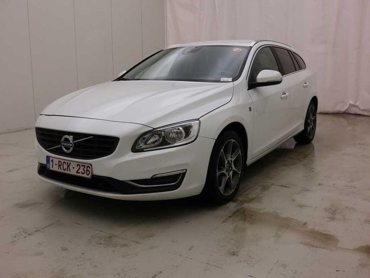 VOLVO V60 2016 yv1fw74c1h1351908