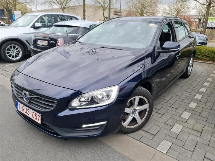 VOLVO V60 2017 yv1fw74c1h1353688