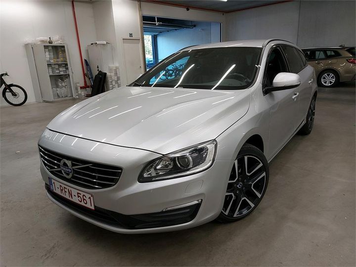 VOLVO V60 2016 yv1fw74c1h1355816