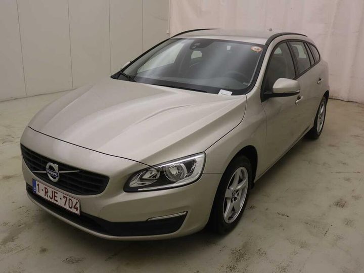 VOLVO V60 2017 yv1fw74c1h1359255