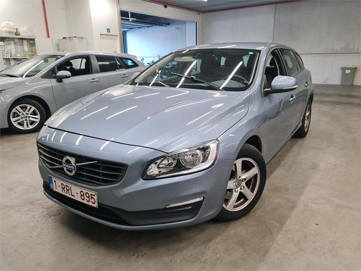 VOLVO V60 2017 yv1fw74c1h1364060