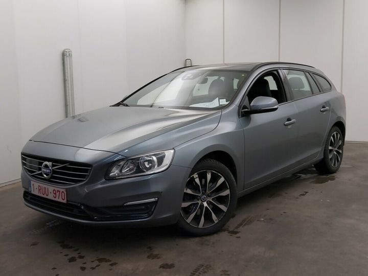 VOLVO V60 2017 yv1fw74c1h1366313