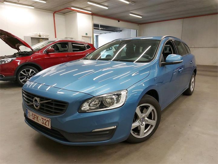 VOLVO V60 2017 yv1fw74c1h2370112