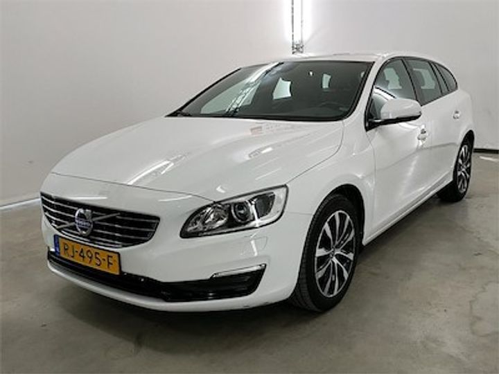 VOLVO V60 2017 yv1fw74c1h2371185