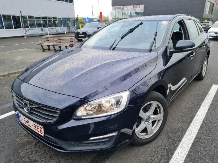 VOLVO V60 2017 yv1fw74c1j2375228