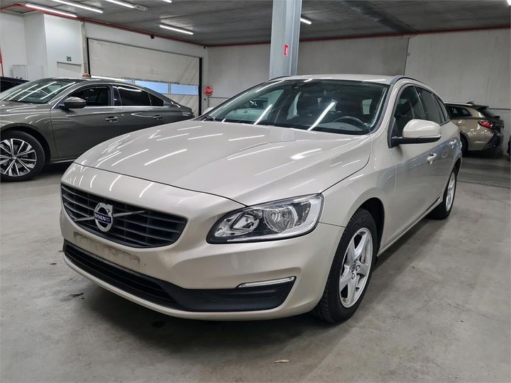 VOLVO V60 2017 yv1fw74c1j2375504